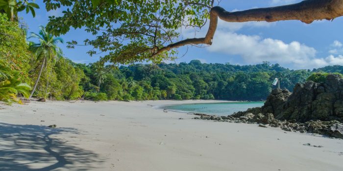 manuel-antonio-beach-2-scaled